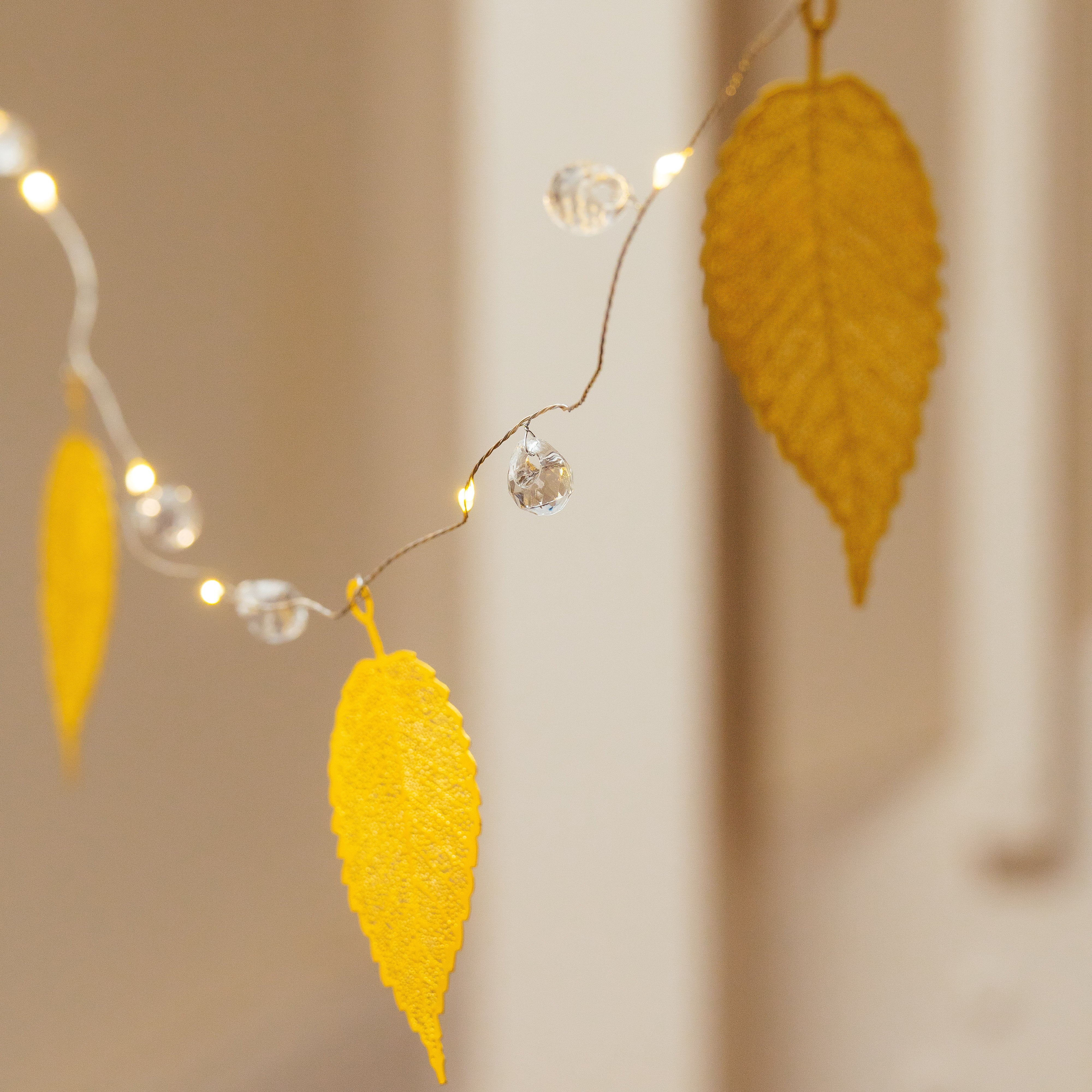 20 LED Micro Golden Leaves