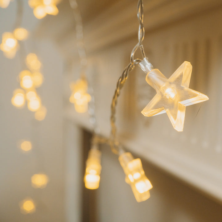 Star-shaped LED string lights